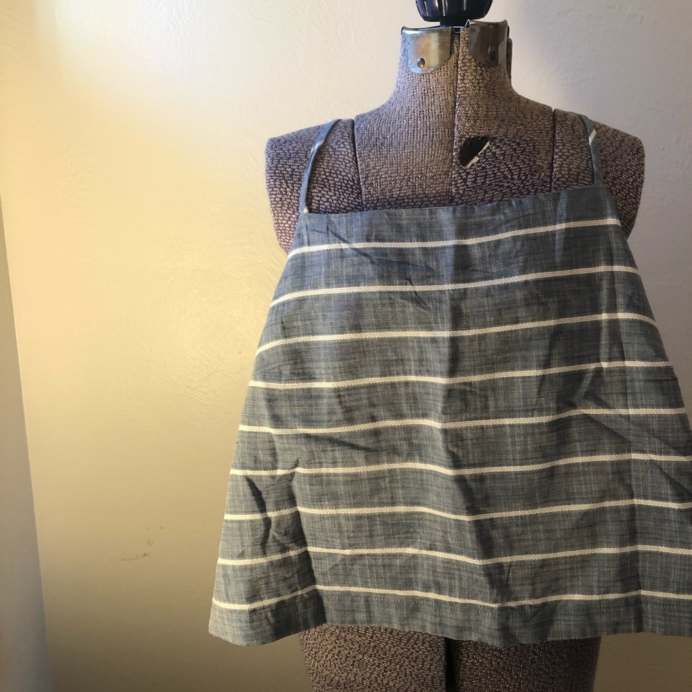 ⬇️🎄NWT Universal Thread cropped tank XXL
